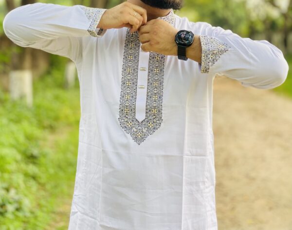 প্রিমিয়াম সুতি কাপড় সাদা - Image 2