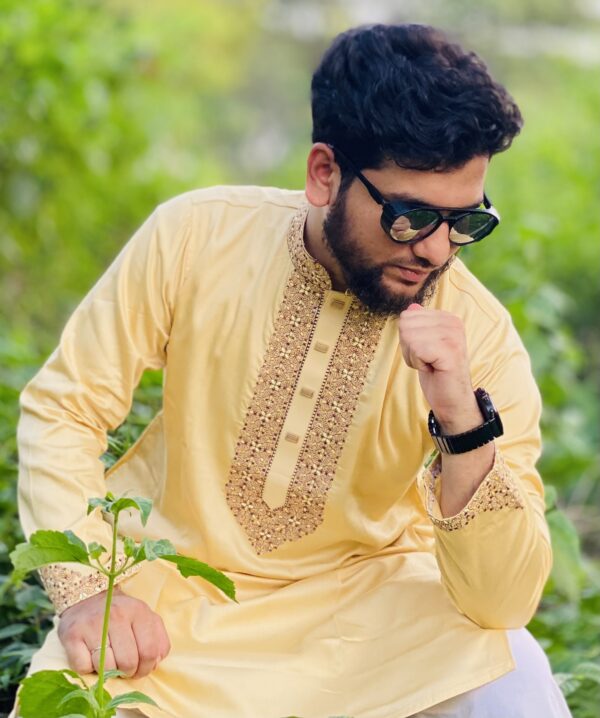 প্রিমিয়াম সুতি কাপড় গোল্ডেন - Image 3